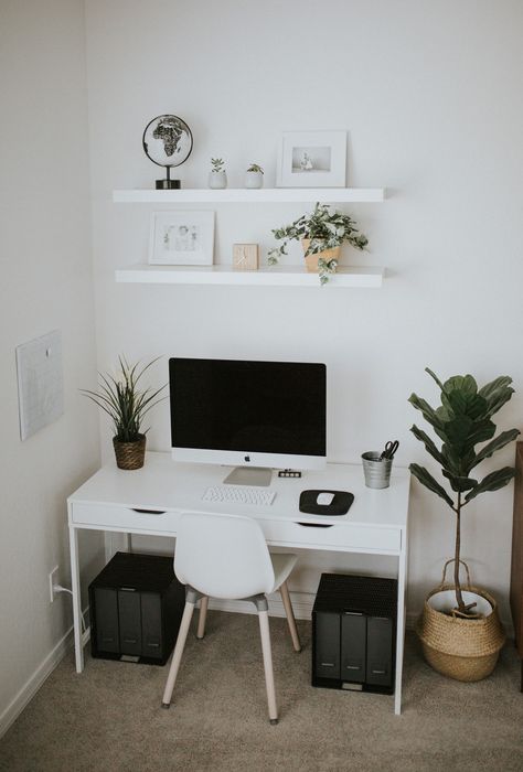 Minimalist Bedroom Desk Area, Desk With Wall Shelves, Minimalist Bedroom With Desk, Desk Color Ideas, Work Table Decor, Desk In Bedroom Ideas, Reka Bentuk Bilik Tidur, Cozy Workspace, Hiasan Bilik Tidur