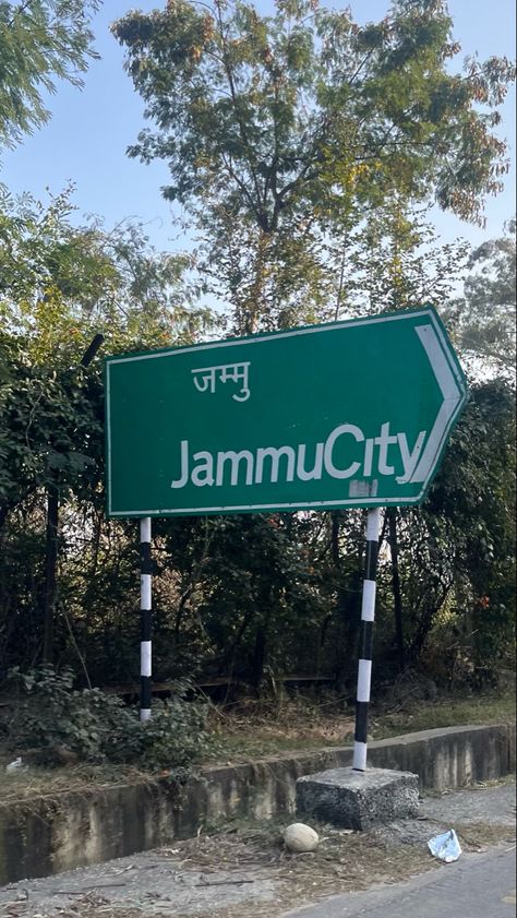 Jammu Aesthetic, Jammu Snaps, Gandhi Pic, Anuv Jain, Wanna Recreate, Delhi Travel, Funny Snapchat, Funny Snapchat Pictures, Bf Picture