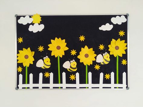 TBPS Yellow Day Decoration In Preschool, Yellow Party Themes, Black Bulletin Boards, Soft Board, File Decoration Ideas, Flat Background, Yellow Party, School Creative, Classroom Activity