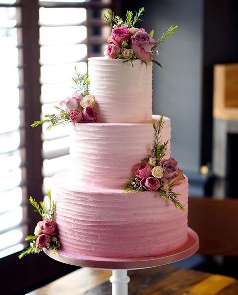 ANNA Cake Couture | Bespoke Wedding Cakes Bristol | Naked Cakes Gluten Free Wedding Cake, Wedding Cake Simple Elegant, 25 Anniversary Cake, Anna Cake, The Best Cakes, Buttercream Cake Designs, Cookie Delivery, Best Cakes, Birthday Cake With Flowers