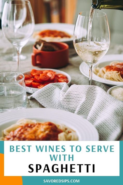 A table with spaghetti and someone pouring wine Red Wine Pairing, Different Sauces, Simple Tomato Sauce, Type Of Pasta, Types Of Sauces, Red Sauce Pasta, Spaghetti Meat Sauce, Easy Tomato Sauce, Spaghetti Dinner