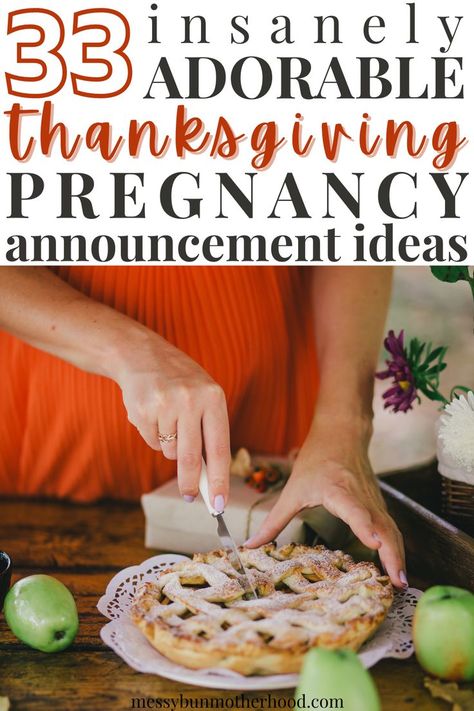 thanksgiving pregnancy announcement Thanksgiving Gender Announcement, How To Tell Family Your Pregnant Thanksgiving, Thanksgiving Sibling Announcement, Thanksgiving Birth Announcement, Baby Announcing Ideas Thanksgiving, Baby Announcement Best Friend, Family Pregnancy Announcement Ideas, Thanksgiving Baby Announcement To Family, Dessert Pregnancy Announcement