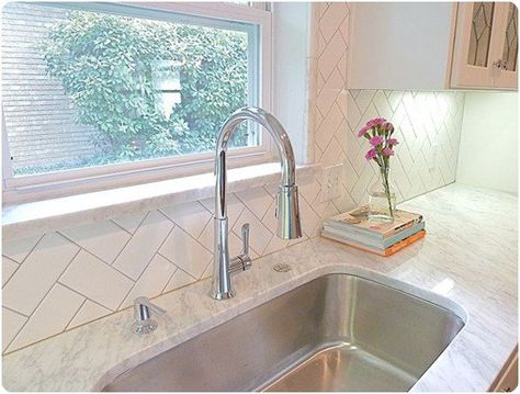 house flip its great to be home Herringbone Subway Tile Backsplash, Herringbone Subway Tile, Backsplash Cheap, Herringbone Tile Backsplash, Backsplash Patterns, Shiplap Backsplash, Farmhouse Backsplash, Beadboard Backsplash, Herringbone Backsplash