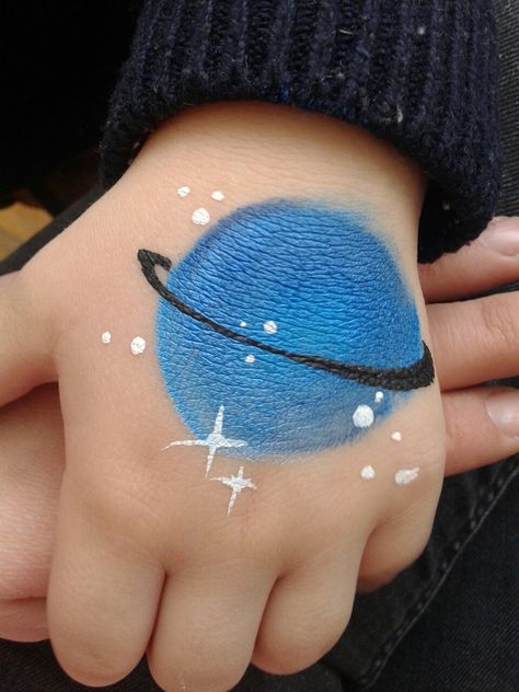 Simple Boy Face Paint, Easy School Spirit Face Paint, Space Themed Face Painting, Solar System Face Paint, Tiny Face Paint Ideas, Star Wars Face Paint Easy, Small Face Paint Designs, Easy Summer Face Painting, Easy Cute Face Painting