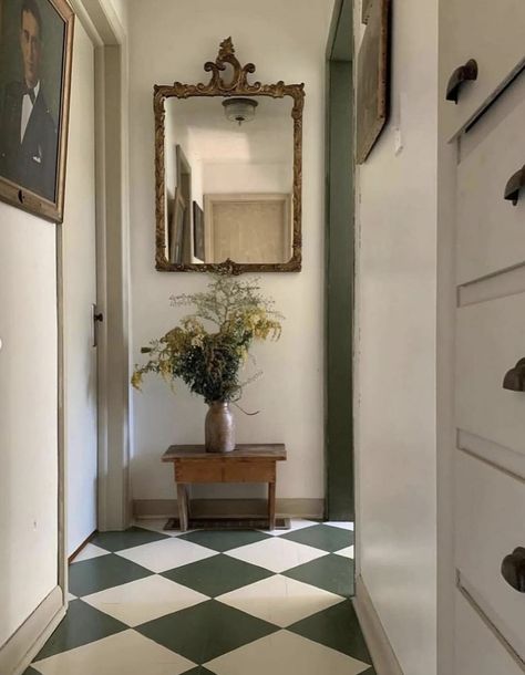 Saturday morning inspiration time! Checkerboard floor is one of my favorites, would you use checkered floor in your home? 🙋🏻‍♀️  @flipping_vintage76 Checkered Aesthetic, Checkered Floor, Antique Farmhouse Decor, Colonial Farmhouse, Checkerboard Floor, Tiled Hallway, Flea Market Decorating, Vintage Farmhouse Style, Green Checkered