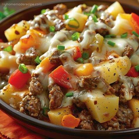 Crockpot Recipes With Ground Beef And Potatoes, Beef And Potato Crockpot Recipes, Potluck Ground Beef Recipes, Slow Cooker Potato Casserole, Casserole Crockpot Recipes Dinners, Cheesesteak Potato Casserole, Beef Casserole Recipes Slow Cooker, Crockpot Cheesesteak Potato Casserole, Small Slow Cooker Recipes