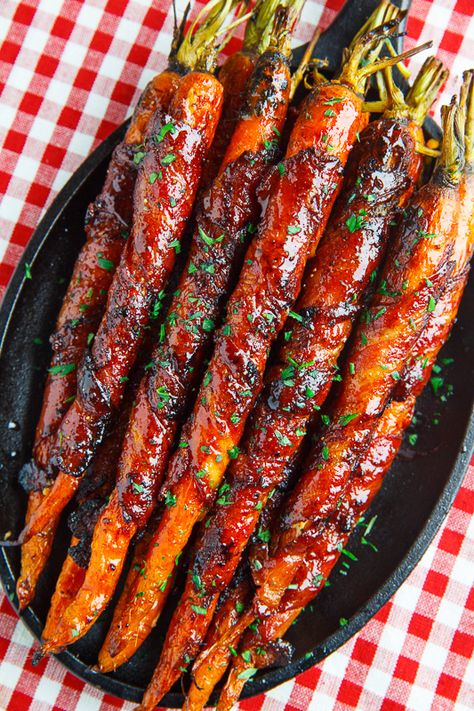 Roasted Glazed Carrots, Maple Glazed Bacon, Roasted Carrots Recipe, Buffalo Cauliflower, Cooked Carrots, Carrot Recipes, Bacon Recipes, Roasted Carrots, Bacon Wrapped