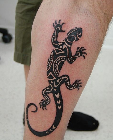 Gecko Tattoo Design, Gecko Tattoo, 42 Tattoo, Lizard Tattoo, Pineapple Tattoo, Tattoo Pics, Cool Half Sleeve Tattoos, Insect Tattoo, Chest Piece Tattoos