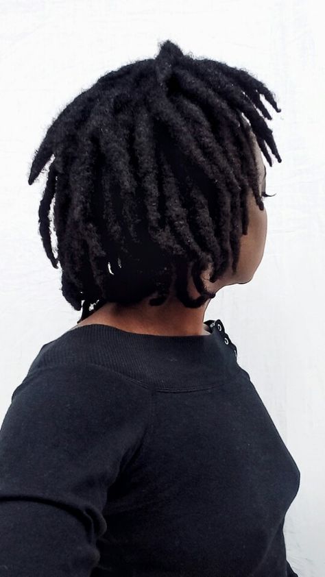 Free Form Locs Women, Semi Free Form Locs, Semi Freeform Locs Women, Free Form Locs, Women With Dreadlocks, Hair Like Wool, Tapered Natural Hair, Beautiful Dreadlocks, Short Locs Hairstyles