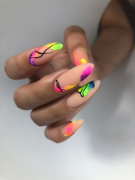 2024 Summer Rainbow Nails: Bright Designs & Neon Pastel Ideas Abstract Flower Nail Art, Neon Nail Art, Orange Nail Designs, Nail Art For Beginners, Floral Nail Designs, Cute Spring Nails, Spring Nail Art, Flower Nail Art, Rainbow Nails