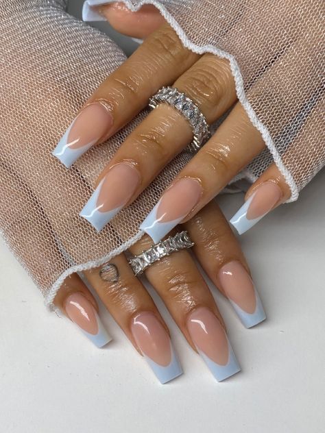 Acrylic Nails Light Blue, Baby Blue Acrylic Nails, Blue Prom Nails, Blue And White Nails, Blue Coffin Nails, Baby Blue Nails, Nagellack Trends, Formal Nails, Blue Acrylic Nails