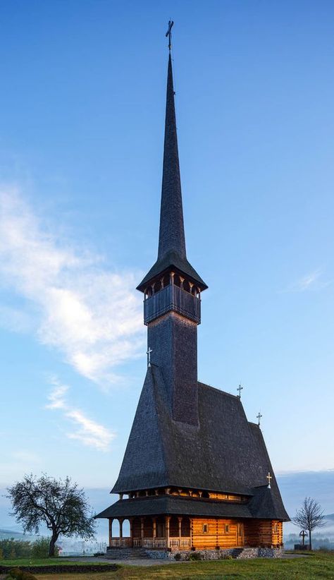 Romania Sunrise Building, Church Building Design, Wooden Church, Visit Romania, Romania Travel, Take Me To Church, Old Churches, Country Church, Cathedral Church