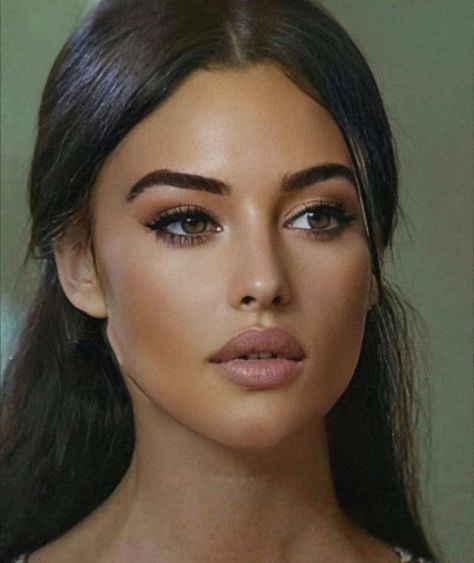 @sohannas’s Instagram profile post: “and yes this is a photoshop of Monica Bellucci (not my edit).” Feminine Makeup, Monica Bellucci, Beauty Icons, Pretty Makeup, Hair And Makeup, Cute Makeup, Aesthetic Makeup, Brown Eyes, Beauty Inspiration