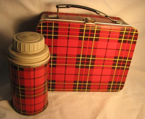 60's lunch box Lunch Box Thermos, Vintage Lunch Boxes, Vintage Lunch, Vintage Thermos, Metal Lunch Box, Scottish Plaid, Vintage School, Vintage Memory, Vintage Plaid