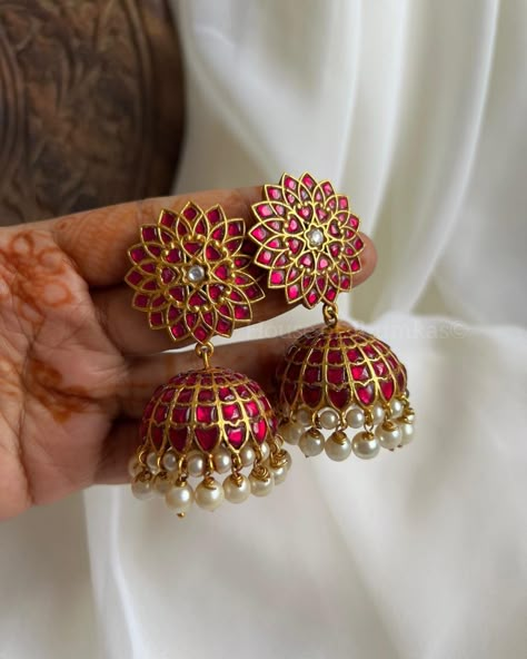 Latest Gold Ruby Jhumka Designs - [ Unique Models] - South India Jewels Ruby Earrings Indian, Fashion Jewelry Necklaces Gold, Gold Kada, Gold Earrings For Kids, Temple Jewellery Earrings, Pearl Earrings Designs, Jhumka Designs, Antique Gold Earrings, Ear Pieces