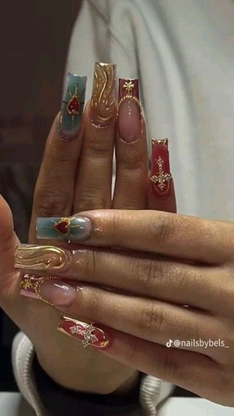 May Nail Art Inspiration: Summer Edition Square Nail Ideas Long, Nails Acrylic Creative, Cool Nail Inspo 2024 Square, Nail Inspo Extra, Red Acrylic Designs, Acrylic Nails Ideas Winter, Mustard Nail Art, Street Wear Nails, Indie Nail Designs