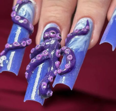 25 Ocean Nails Ideas: Art, Blue Designs, Summer Inspiration | Nail Art Tutorial Tentacle Nails, Octopus Nails, Summer Vacation Nails, Ocean Nails, Purple Octopus, Glass Nails Art, Sea Nails, Underwater Scenes, Simple Nail Art