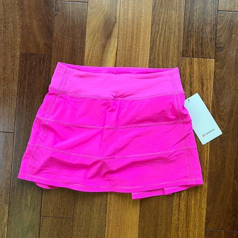 Lululemon Pace Rival Skirt *Tall Size: 4 Color: Pow Pink New With Tags Please Feel Free To Ask Questions! Open To Reasonable Offers! Willing To Sell On Other Sites That Don't Take As Much! Navy Tennis Skirt, Nike Winter Jackets, Black Ruffled Skirt, Lululemon Tennis Skirt, Anna Claire, Cute Golf Outfit, Pace Rival Skirt, Lulu Skirt, Dream Wishlist