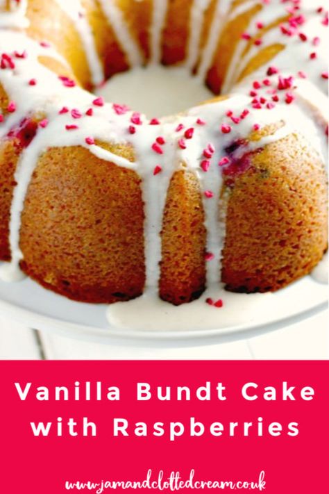 Vanilla Drizzle Icing, Vanilla Bundt Cake Recipes, Drizzle Icing, Vanilla Bundt Cake, Raspberry Crumble Bars, Cake With Raspberries, Raspberry No Bake Cheesecake, Raspberry Cheesecake Bars, Raspberry Crumble