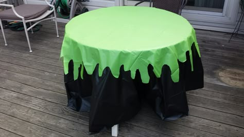 Ghostbuster Theme birthday party for my nephew Joey's 4th birthday! Sliming the tables! Ghostbuster Party Food Ideas, Ghost Busters Theme Food, Ghostbusters Themed Food, Ghostbusters Theme Decor, Ghostbusters Table Decor, Ghostbusters Party Games, Goosebumps Party, Ghostbusters Halloween, Ghostbuster Party