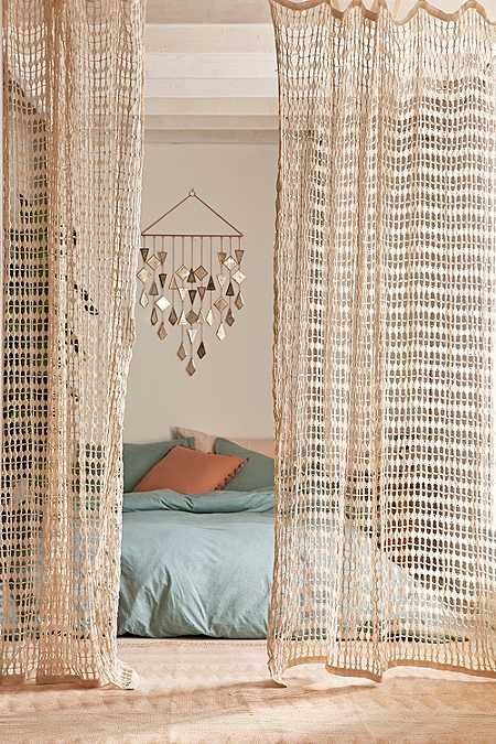 Joni Net Window Curtain Bohemian Bedrooms, Bamboo Beaded Curtains, Koti Diy, Interior Boho, Urban Outfitters Home, Decor Studio, Bohemian Bedroom Decor, Deco Boheme, Luxury Bedroom