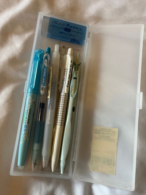 Muji Pencil Case, Muji Stationery, Transparent Pencil Case, Studying Stationary, Stationery Obsession, Cute Stationary School Supplies, Study Essentials, School Bag Essentials, Cute School Stationary