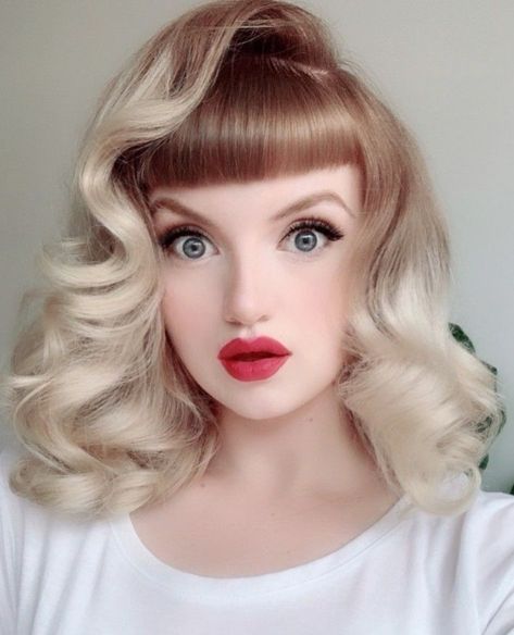 Retro Hair With Bangs, Vintage Hair With Bangs, Pin Up Bangs, Jackie Wyers, Vintage Bangs, Pin Up Curls, Vintage Hairstyle, Retro Curls, Hollywood Curls