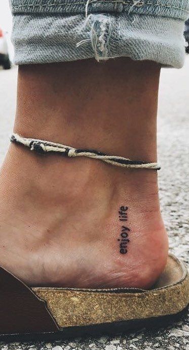 Foot Tatoos Woman, Feet Tatoos Woman, Feet Tattoo Ideas, Side Of Foot Tattoo, Feet Tattoos For Women Beautiful, Toe Tattoos For Women, Foot Tattoo For Women, Tattoo Ideas Foot, Small Foot Tattoo