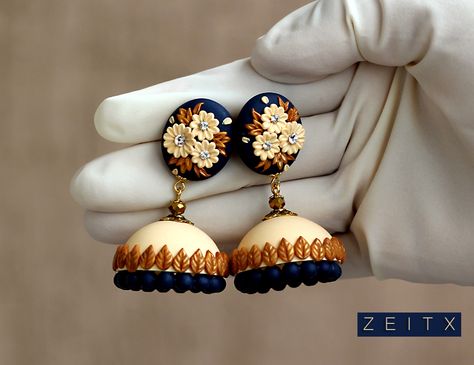 Clay Embroidery, Clay Cute, Earrings Jhumka, Embroidery Earrings, Polymer Clay Embroidery, Terracotta Jewellery, Flower Jewellery, Beauty Inspiration, Polymer Clay Jewelry