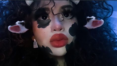 Cow Halloween Costume Women Makeup, Halloween Cow Makeup, Simple Cow Makeup, Cow Inspired Makeup, Cute Cow Makeup Halloween, Cow Eye Makeup, Cow Costume Makeup, Abducted Costume, Cow Makeup Face