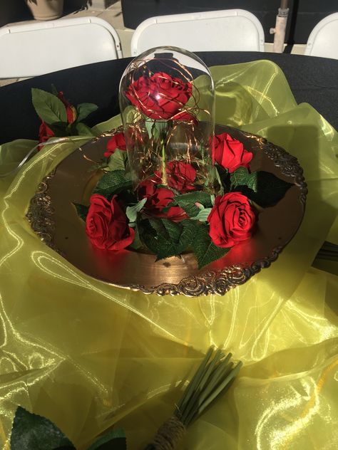 Dollar Tree Wedding Centerpieces, Disney Centerpieces, Quinceanera Red, Tree Wedding Centerpieces, Beauty And Beast Wedding, Dollar Tree Wedding, Sneaker Ball, Dollar Tree Decor, Napkin Holders