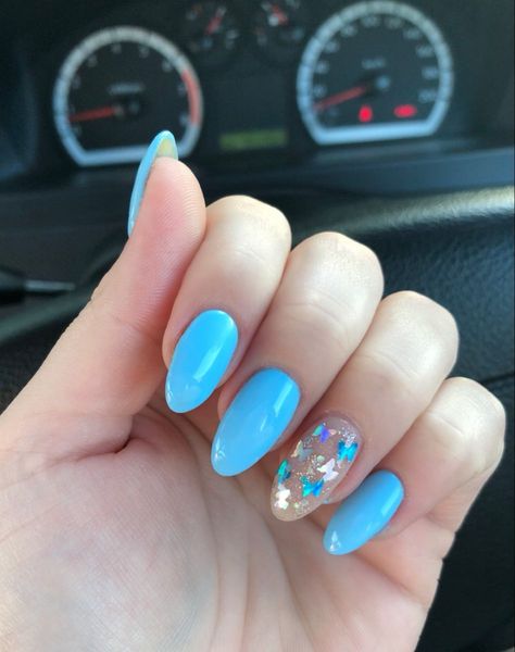 Teenage Gel Nail Ideas, Blue Butterfly Nails Acrylics Short, Blue Bubble Nails, Babyblue Nails Design, Bright Blue Nails With Design, Nails Babyblue, Nashville Nails, Friend Nails, Blue Butterfly Nails