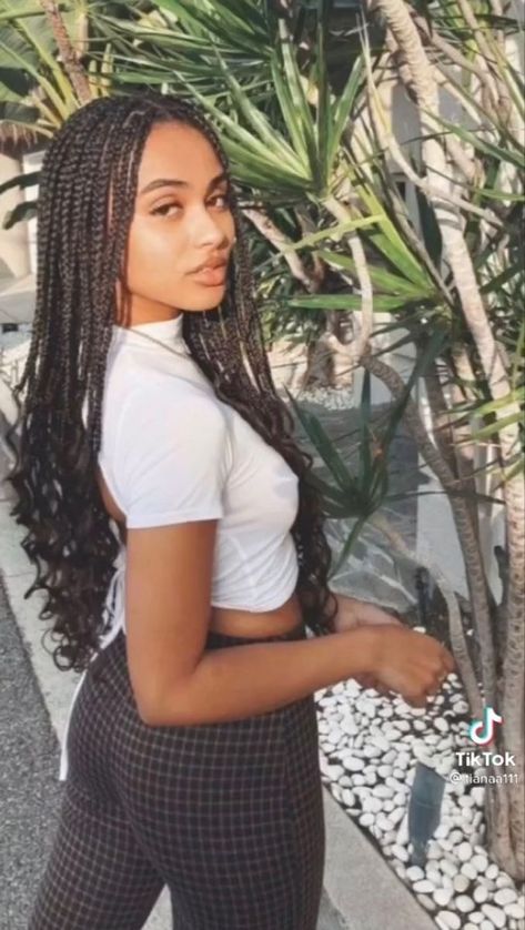 Short Box Braids, Big Box Braids Hairstyles, Braids Hairstyles Pictures, Cute Box Braids Hairstyles, Pelo Afro, Protective Hairstyles Braids, Crochet Braids Hairstyles, Box Braids Styling, Hairdos For Curly Hair