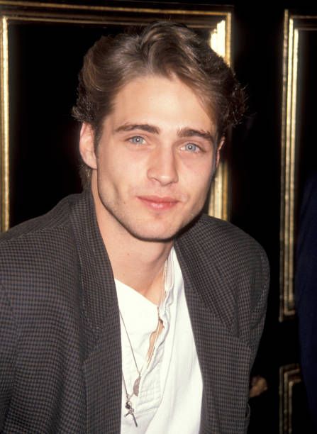 Jason Priestley 90s, Jason Priestley, Men Haircut Styles, Face Claims, Haircuts For Men, Buzzfeed, Character Inspiration, How To Look Better, Hair Cuts