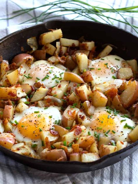 Skillet Baked Eggs with Potatoes and Bacon - Laughing Spatula French Toast Overnight Casserole, Blueberry Syrup Recipe Easy, Sheet Pan Quiche, Eggs With Potatoes, Casserole French Toast, Bacon Egg Breakfast, Bacon Egg Bake, Potato And Egg Breakfast, Potatoes And Bacon