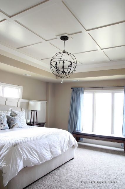 Board and batten ceiling Board And Batten Tray Ceiling, Small Coffered Ceiling, Board And Batten Ceilings, Diy Ceiling Ideas Decoration, Pattern Ceiling Design, Ceiling Paneling Ideas, Ceiling Pattern Design, Master Ceiling Ideas, Boards On Ceiling