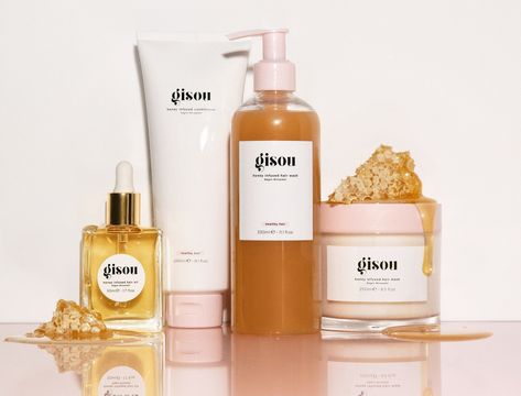 Gisou Product Photography, Clean Hair Care Products, Hair Product Branding Design, Gisou Hair Products, Hair Product Branding, Self Care Branding, Skin Care Packaging Ideas, Skin Care Product Design, Hair Care Branding