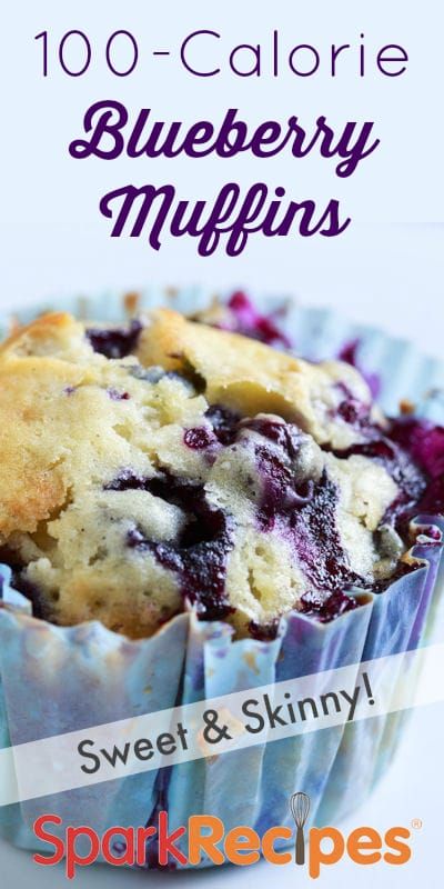 100 Calorie Blueberry Muffins Recipe via @SparkPeople Low Fat Blueberry Muffins, Blueberry Muffins Recipe, Menu Sarapan Sehat, 100 Calorie Snacks, 100 Calorie, Healthy Muffin Recipes, Muffin Recipes Blueberry, Carb Foods, Low Calorie Desserts