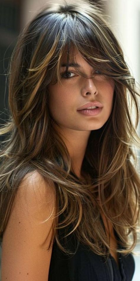 A Layered Haircut, Subtle Layers, Rambut Brunette, Haircuts For Long Hair With Layers, Layered Haircuts For Medium Hair, Long Layered Haircuts, Layered Haircut, Haircuts For Medium Hair, Long Layered Hair