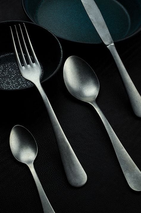 PRODUCT PHOTOGRAPHY Flatware Collections on Behance Tableware Setting, Still Life Photos, Flat Lay Photography, Food And Beverage, Life Photo, Adobe Lightroom, Photography Inspo, Product Photography, Flatware