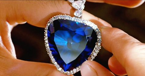 Le Cour De La Mer - The Heart of the Ocean - Rose Dewitt Bukater in Titanic Bulgari Ring, Titanic Rose, Hope Diamond, Heart Of The Ocean, Wallis Simpson, Jack Dawson, Titanic Jewelry, Titanic Movie, Ocean Heart