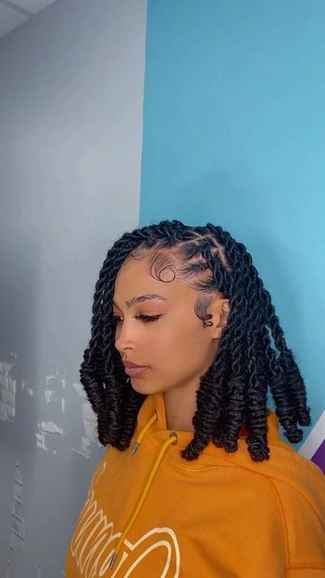 Barrel Twist Soft Locs Styles, Styled Soft Locs Black Women, Soft Locs Styles For Black Women, Soft Locs Bob Hairstyles, Locs With Knots At The End, Soft Locs Ponytail, Bob Locs Hairstyles, Soft Locs With Barrel Ends, Soft Locs Hairstyles For Women