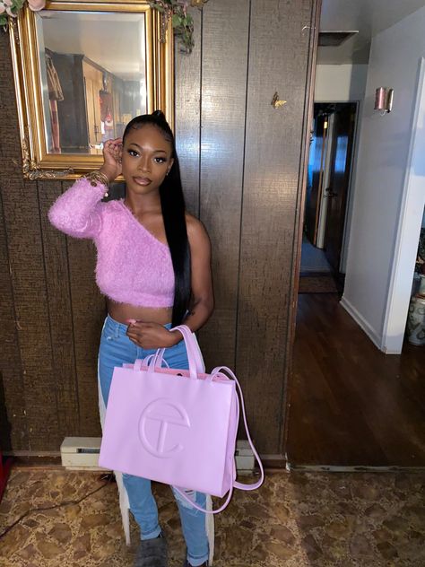 Pink Telfar Outfit, Hot Pink Telfar Bag, Pink Telfar Bag Outfit, Telfar Bag Pink, Telfar Outfit, Pink Telfar Bag, Telfar Bag Outfit, Pink Telfar, Black Bag Outfit