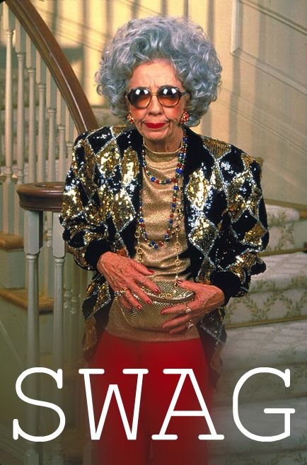 I have a little old lady like this at work and she does have some swag at 90 yrs old . Looks Hip Hop, Fran Fine, The Nanny, Anna Wintour, Old Woman, The Perfect Guy, People Talk, Carrie Bradshaw, E Card