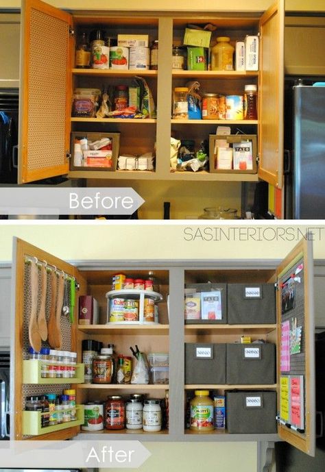 Organize your kitchen cabinets, pantry, refrigerator, freezer, and more with these clever tips! Organiser Cucina, Kitchen Cupboard Organization, Kitchen Cabinet Organization Ideas, Diy Organizing, Organized Pantry, Small Kitchen Organization, Kitchen Cabinet Organization, Smart Kitchen, Kitchen Decorating