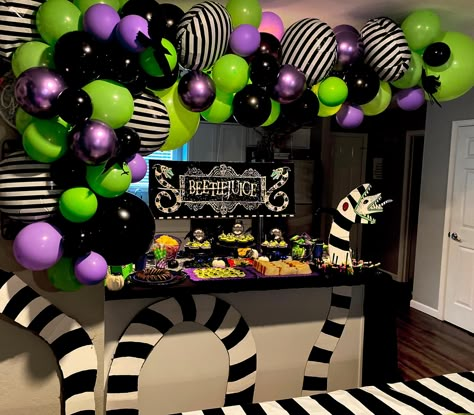 "Beetlejuice Bash: Beyond the Grave Celebration" Beetlejuice Halloween Party, Apocalypse Party, Tim Burton Party, Beetlejuice Party, Halloween Beetlejuice, Juice Party, Halloween Juice, Halloween Office, Beetlejuice Halloween