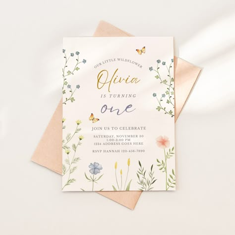 Flowery First Birthday, First Birthday Girl Invitations, Birthday Invitations Flowers, Flower Themed Birthday Party Invitations, Boho Theme Invitation 1st Birthday, Flower First Birthday, Daisy First Birthday Invitation, First Birthday Floral, Floral Birthday Invitations Template