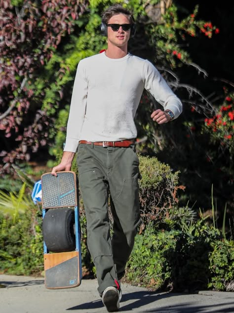 Masc Fashion, Masc Outfits, Boyfriend Outfit, Selma Blair, Jacob Elordi, Maggie Gyllenhaal, Mens Outfit Inspiration, Channing Tatum, Katie Holmes