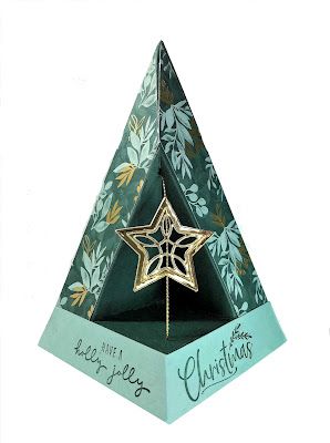 Gift Box Template Free, Pyramid Box, Card Making Tips, Gift Box Template, Christmas Paper Crafts, Homemade Christmas Cards, Paper Butterflies, Fancy Fold Cards, Fancy Folds