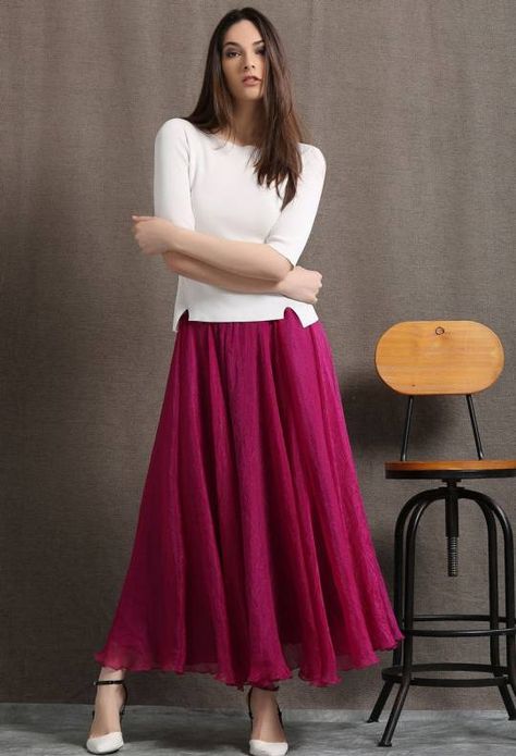 Unique Skirts Design, Long Skirt Top Designs, 50 Blouse Designs, Long Skirt And Top, Pink Skirts, Simple Frock Design, Sarees For Girls, Long Skirt Fashion, Tape Pattern